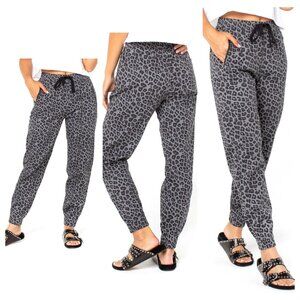 Celebrity Pink Junior Ladies High Rise Grey Leopard Print Stylish Jogger SZ S